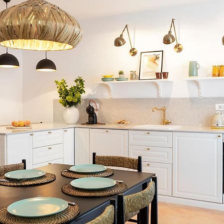 Apartman Luri Sutivan Bagian luar foto