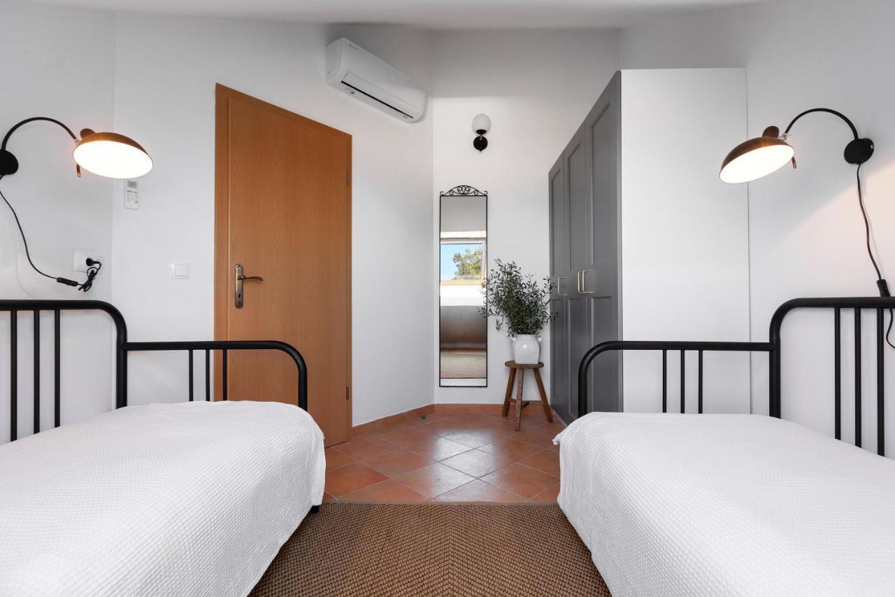 Apartman Luri Sutivan Bagian luar foto