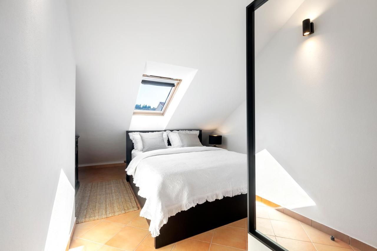 Apartman Luri Sutivan Bagian luar foto