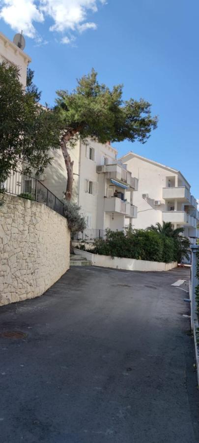 Apartman Luri Sutivan Bagian luar foto